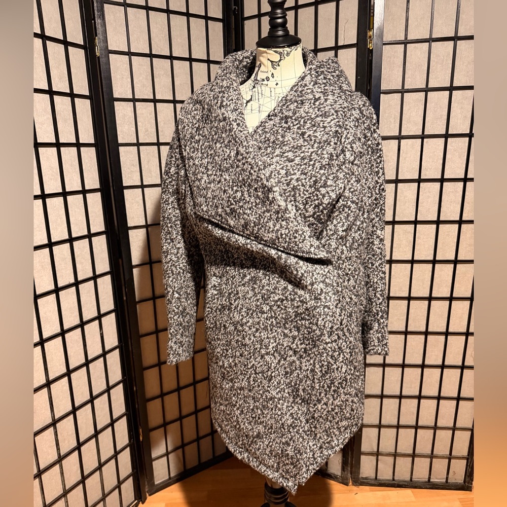 H&M Divide Vintage Wool y2k avant-garde asymmetric Textured tweed Wrap chunky